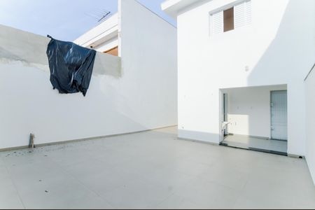 Quintal - Edícula de casa à venda com 3 quartos, 187m² em Vila Camargos, Guarulhos