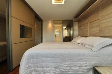 Apartamento à venda com 160m², 4 quartos e 2 vagas