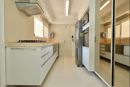Apartamento à venda com 160m², 4 quartos e 2 vagas