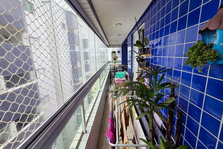 Apartamento para alugar com 94m², 2 quartos e 1 vaga Apartamento para alugar com 94m², 2 quartos e 1 vagaVaranda