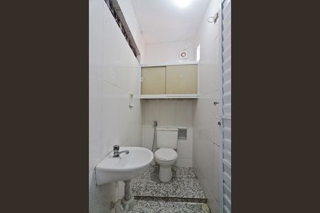 Banheiro de casa para alugar com 2 quartos, 60m² em Imirim, São Paulo