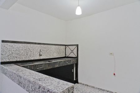 Casa para alugar com 60m², 2 quartos e sem vaga Casa para alugar com 60m², 2 quartos e sem vagaCozinha