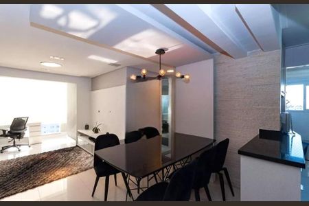 Apartamento à venda com 135m², 3 quartos e 2 vagas