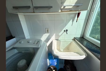 Apartamento à venda com 74m², 2 quartos e 1 vagaÁrea de Serviço