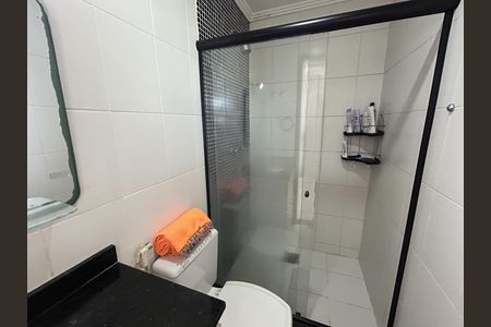 Apartamento à venda com 74m², 2 quartos e 1 vagaBanheiro da Suíte 