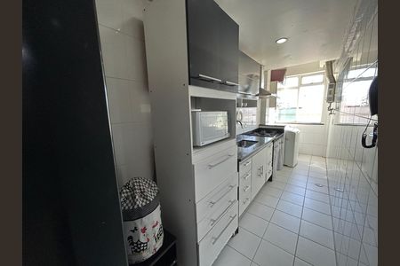 Cozinha de apartamento à venda com 2 quartos, 74m² em Vila Valqueire, Rio de Janeiro