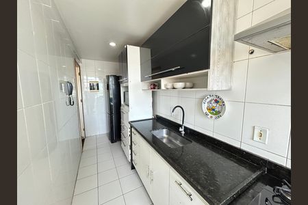 Apartamento à venda com 74m², 2 quartos e 1 vagaCozinha