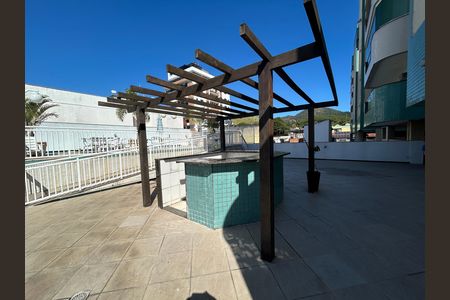 Apartamento à venda com 74m², 2 quartos e 1 vagaÁrea comum