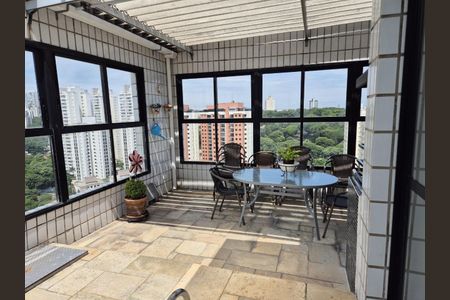 Apartamento à venda com 3 quartos, 156m² em Jardim Lar Sao Paulo, São Paulo