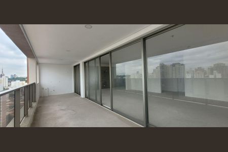 Apartamento à venda com 220m², 3 quartos e 3 vagas