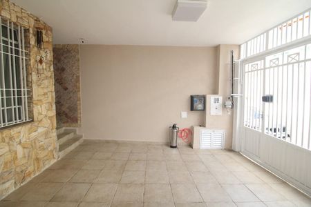 Garagem de casa à venda com 2 quartos, 299m² em Vila Dom Pedro II, São Paulo