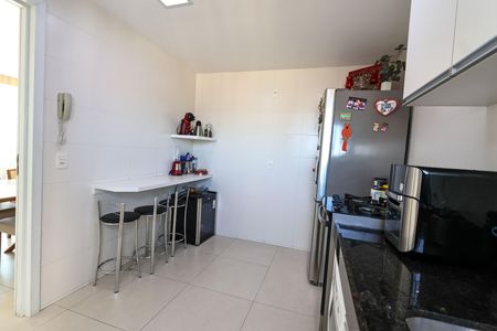 Apartamento à venda com 95m², 3 quartos e 2 vagasCozinha