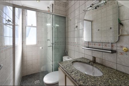 Apartamento à venda com 97m², 3 quartos e 1 vaga Apartamento à venda com 97m², 3 quartos e 1 vagaBanheiro da suite
