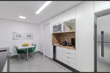 Apartamento à venda com 131m², 2 quartos e 1 vaga Apartamento à venda com 131m², 2 quartos e 1 vagaCozinha
