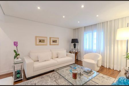Apartamento à venda com 131m², 2 quartos e 1 vaga Apartamento à venda com 131m², 2 quartos e 1 vagaSala