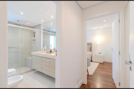 Apartamento à venda com 131m², 2 quartos e 1 vaga Apartamento à venda com 131m², 2 quartos e 1 vagaBanheiro