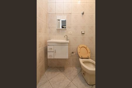 Banheiro 2 de casa para alugar com 4 quartos, 125m² em Jardim Saporito, Taboão da Serra