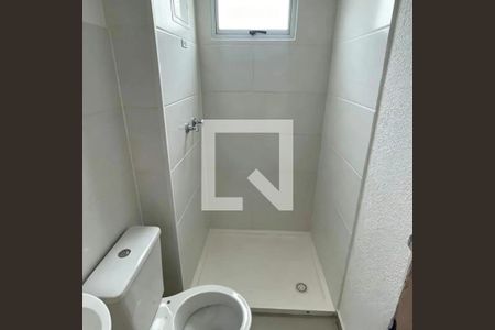 Banheiro de apartamento para alugar com 2 quartos, 47m² em Jardim Paraíso, Nova Iguaçu
