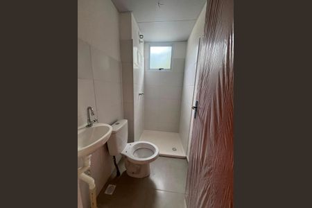 Apartamento para alugar com 47m², 2 quartos e 1 vaga Apartamento para alugar com 47m², 2 quartos e 1 vagaBanheiro