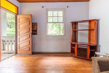 Casa à venda com 200m², 3 quartos e 2 vagas
