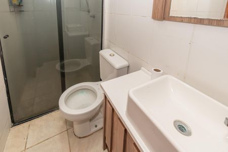 Casa de condomínio para alugar com 67m², 2 quartos e 2 vagas Casa de condomínio para alugar com 67m², 2 quartos e 2 vagasBanheiro