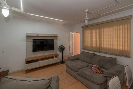 Casa de condomínio para alugar com 67m², 2 quartos e 2 vagas Casa de condomínio para alugar com 67m², 2 quartos e 2 vagasSala