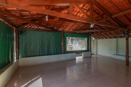 Casa de condomínio para alugar com 67m², 2 quartos e 2 vagas Casa de condomínio para alugar com 67m², 2 quartos e 2 vagasÁrea comum - Salão de festas