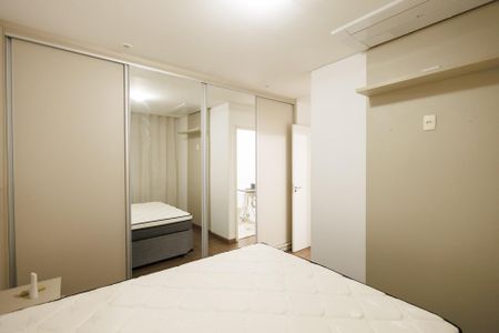 Apartamento para alugar com 63m², 2 quartos e 2 vagas Apartamento para alugar com 63m², 2 quartos e 2 vagasSuíte