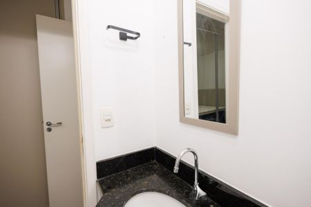 Apartamento para alugar com 63m², 2 quartos e 2 vagas Apartamento para alugar com 63m², 2 quartos e 2 vagasBanheiro da Suíte
