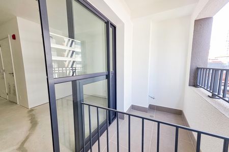 Studio à venda com 25m², 1 quarto e sem vaga Studio à venda com 25m², 1 quarto e sem vagaVaranda