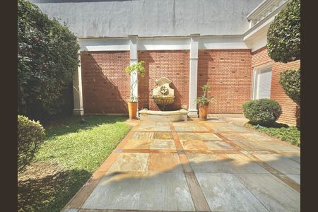 Casa à venda com 5 quartos, 1327m² em Jardim Guedala, São Paulo