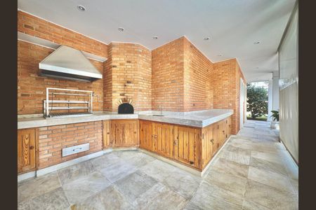 Casa à venda com 5 quartos, 1327m² em Jardim Guedala, São Paulo