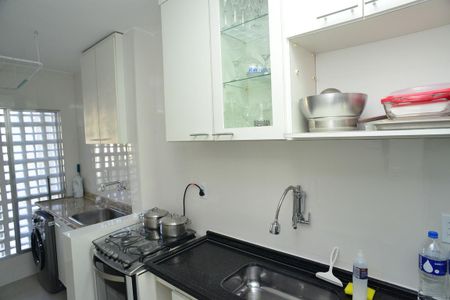 Apartamento à venda com 65m², 2 quartos e 1 vaga Apartamento à venda com 65m², 2 quartos e 1 vagaCozinha