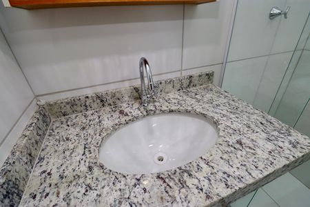 Apartamento para alugar com 72m², 2 quartos e 2 vagas Apartamento para alugar com 72m², 2 quartos e 2 vagasBanheiro Social