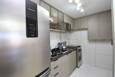 Apartamento para alugar com 72m², 2 quartos e 2 vagas Apartamento para alugar com 72m², 2 quartos e 2 vagasCozinha