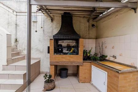Casa à venda com 3 quartos, 186m² em Vila Mariana, São Paulo