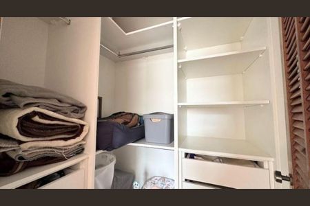 Casa à venda com 210m², 3 quartos e 5 vagas