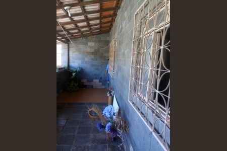 Casa à venda com 2 quartos, 143m² em Vila Santa Luzia, Belo Horizonte