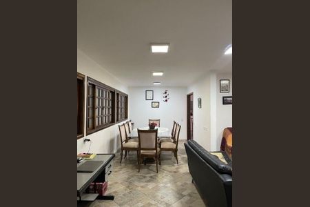 Casa à venda com 3 quartos, 300m² em Parque Continental, São Paulo