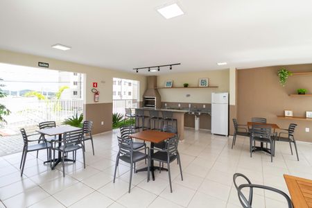 Apartamento à venda com 43m², 2 quartos e 1 vaga Apartamento à venda com 43m², 2 quartos e 1 vagaÁrea comum - Salão de festas