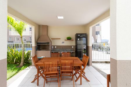 Apartamento à venda com 43m², 2 quartos e 1 vaga Apartamento à venda com 43m², 2 quartos e 1 vagaÁrea comum - Churrasqueira