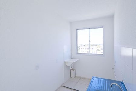 Apartamento à venda com 43m², 2 quartos e 1 vaga Apartamento à venda com 43m², 2 quartos e 1 vagaCozinha e Área de Serviço