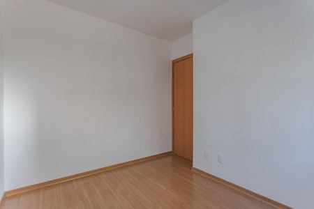 Quarto de apartamento para alugar com 2 quartos, 55m² em Jardim Carvalho, Porto Alegre