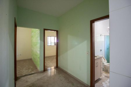 Corredor de casa para alugar com 3 quartos, 100m² em Parque Xangri-lá, Contagem