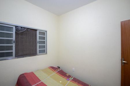 Casa para alugar com 100m², 3 quartos e 1 vaga Casa para alugar com 100m², 3 quartos e 1 vagaQuarto 1