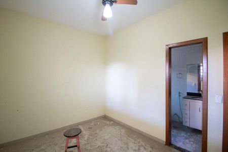 Suíte de casa para alugar com 3 quartos, 100m² em Parque Xangri-lá, Contagem