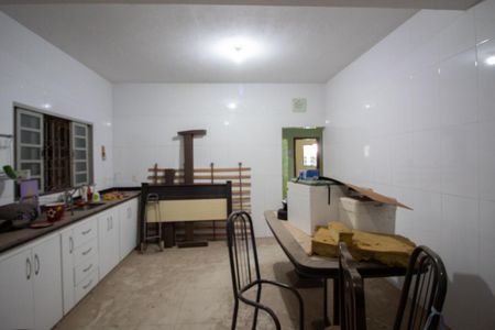Cozinha de casa para alugar com 3 quartos, 100m² em Parque Xangri-lá, Contagem