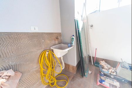 Apartamento à venda com 98m², 2 quartos e 1 vaga Apartamento à venda com 98m², 2 quartos e 1 vagaCozinha e Área de Serviço