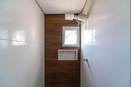 Apartamento à venda com 98m², 2 quartos e 1 vaga Apartamento à venda com 98m², 2 quartos e 1 vagaBanheiro