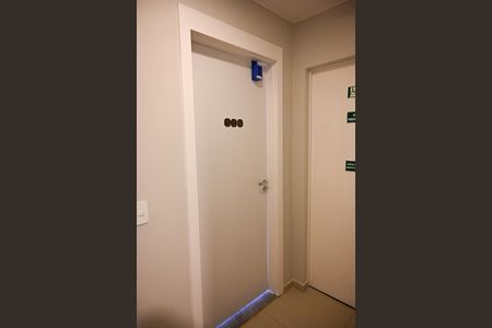 Apartamento à venda com 59m², 2 quartos e 1 vaga Apartamento à venda com 59m², 2 quartos e 1 vagaPorta com lockbox